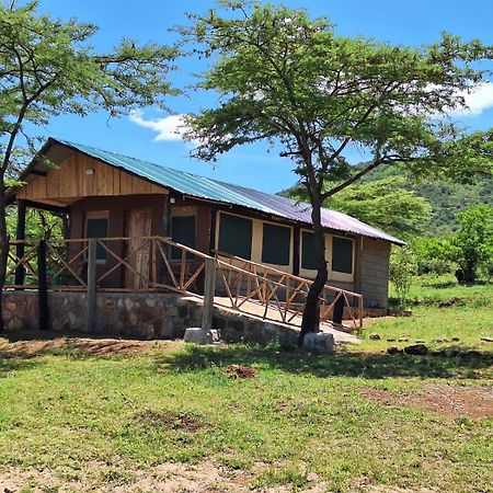 Maasai Mara Safari Camp In Kenya Bed & Breakfast Sekenani Exterior photo